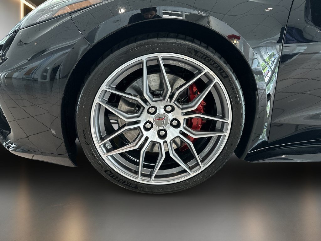Used 2023 Chevrolet Corvette Z06 w/ Stealth Interior Trim Package RWD image 9