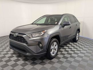 Used 2021 Toyota RAV4 XLE w/ Convenience Package FWD video 2