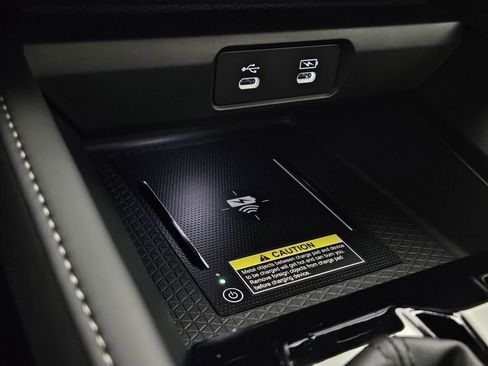 Used 2025 Honda Accord Touring image 16