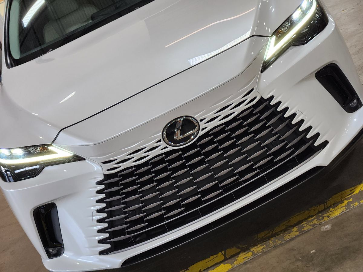 Used 2024 Lexus RX 350 Premium w/ Cold Area Package FWD image 17