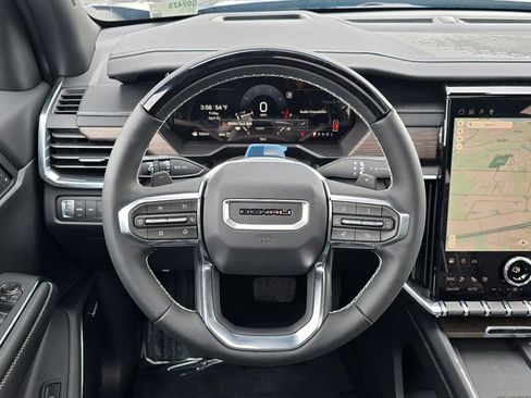 New 2026 GMC Acadia Denali w/ Super Cruise Package image 29