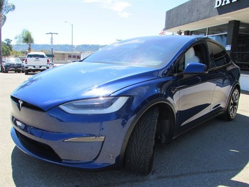 Used 2022 Tesla Model X Plaid AWD/4WD image 3