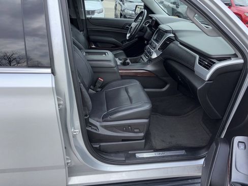 Used 2016 GMC Yukon SLT w/ Open Road Package image 12