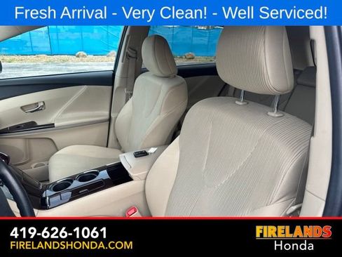 Used 2011 Toyota Venza w/ Convenience Pkg FWD image 15