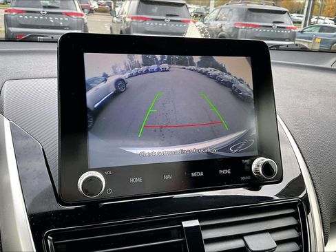 Used 2024 Mitsubishi Eclipse Cross SE image 13
