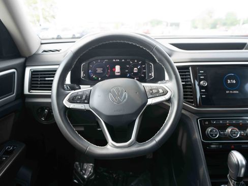Used 2023 Volkswagen Atlas SE w/ Panoramic Sunroof Package AWD/4WD image 21
