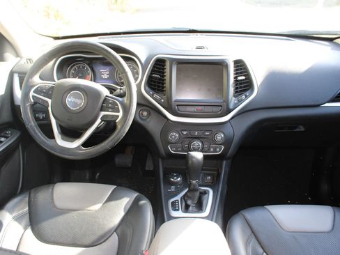 Used 2014 Jeep Cherokee Limited w/ Luxury Group image 6