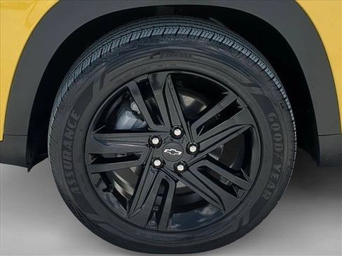 Certified 2025 Chevrolet Trax ACTIV w/ Driver Confidence Package FWD image 22