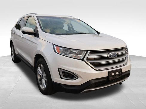 Used 2017 Ford Edge Titanium FWD image 9