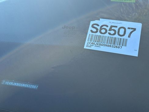 Used 2022 Jeep Grand Cherokee L Limited image 30