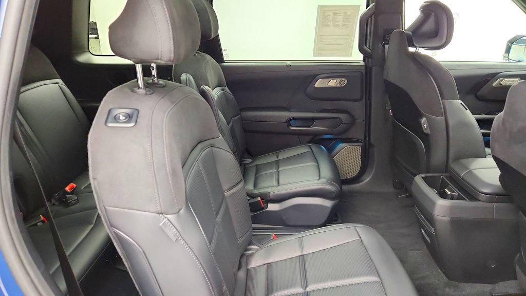 Used 2027 Kia Telluride SX Prestige w/ Towing Package AWD/4WD image 22