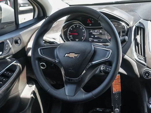 Used 2019 Chevrolet Cruze LS FWD image 14