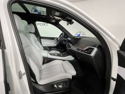 Certified 2024 BMW X5 xDrive40i w/ M Sport Package AWD/4WD image 23