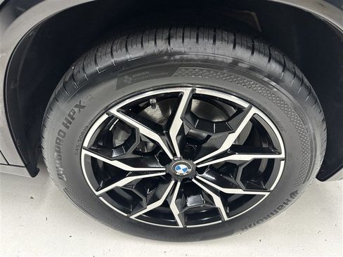 Used 2022 BMW X3 xDrive30i w/ M Sport Package 2 AWD/4WD image 17
