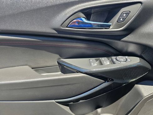 New 2026 Chevrolet Trax RS w/ Sunroof Package FWD image 20