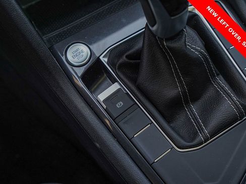 Used 2024 Volkswagen Tiguan SE R-Line image 22