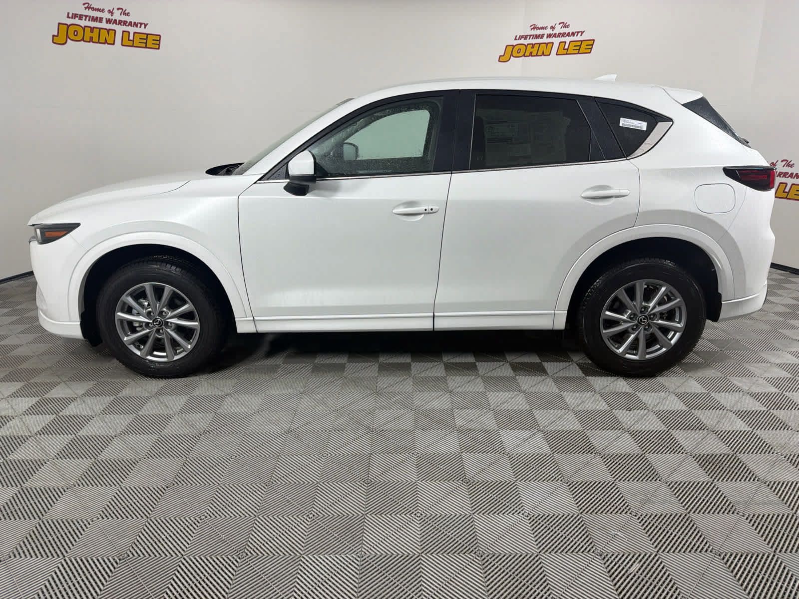 Certified 2025 MAZDA CX-5 AWD 2.5 S image 2
