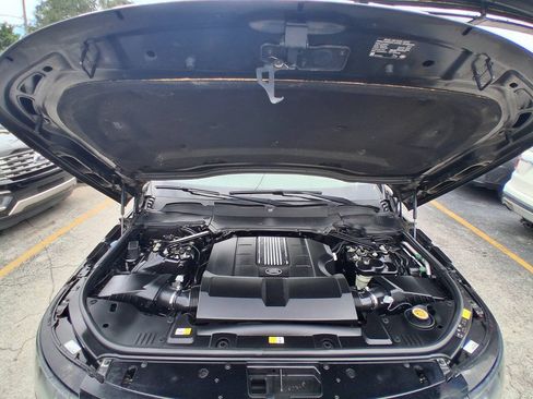 Used 2019 Land Rover Range Rover Supercharged AWD/4WD image 27