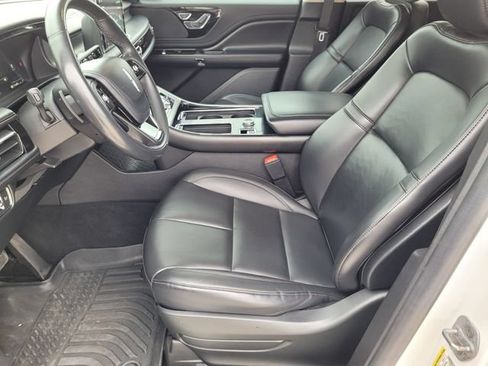 Used 2022 Lincoln Aviator AWD w/ Class IV Trailer Tow Package image 23