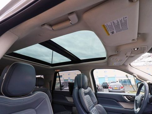Used 2018 Lincoln Navigator L Black Label image 48