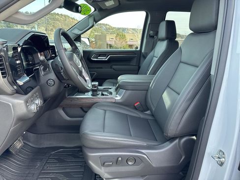 New 2026 GMC Sierra 1500 SLT w/ SLT Convenience Package image 19