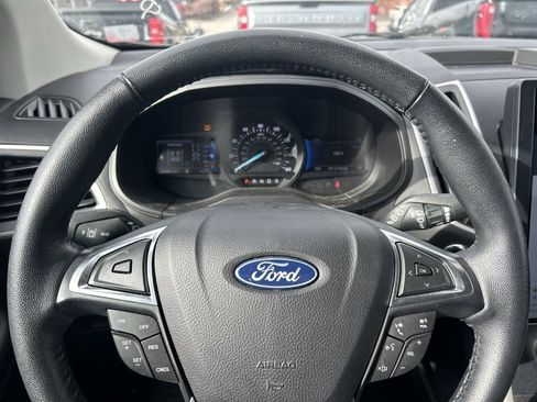 Used 2023 Ford Edge SEL image 17