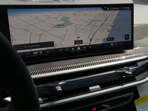 New 2026 BMW X5 M60i w/ Executive Package image 12