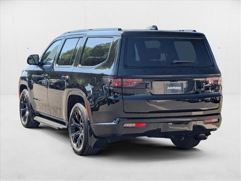 New 2025 Jeep Wagoneer Series II w/ Convenience Group I image 9