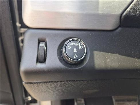 Used 2017 GMC Yukon SLT RWD image 14