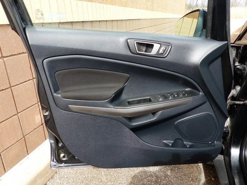 Used 2020 Ford EcoSport SE w/ SE Convenience Package image 23