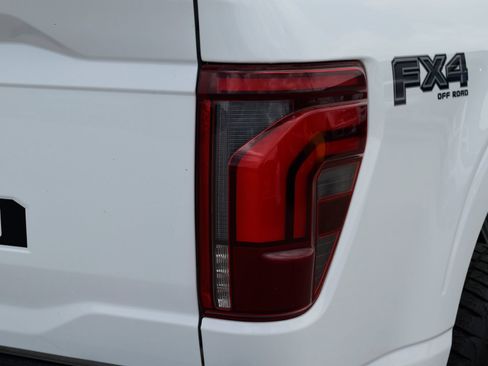 Used 2024 Ford F150 Lariat w/ FX4 Off-Road Package AWD/4WD image 20