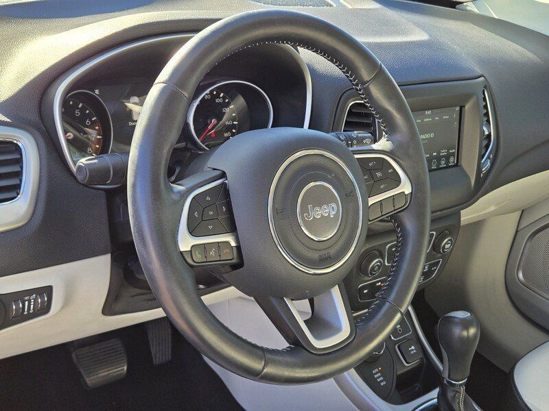 Used 2018 Jeep Compass Latitude w/ Popular Equipment Group AWD/4WD image 19