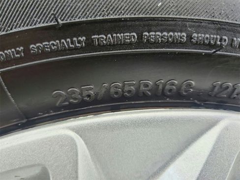 Used 2019 Ford Transit 250 130 Low Roof w/ Exterior Upgrade Package image 26