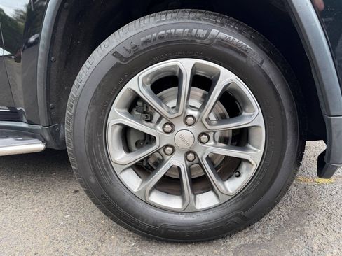 Used 2014 Jeep Grand Cherokee Limited AWD/4WD image 23