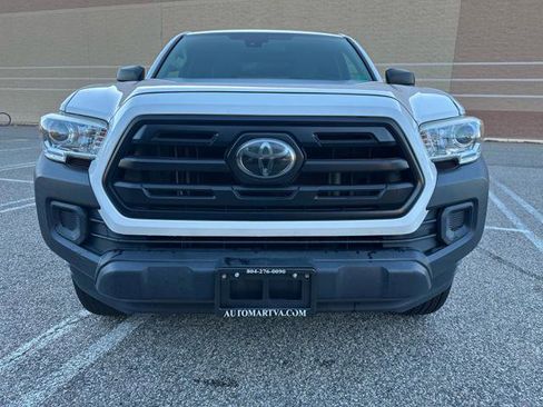 Used 2018 Toyota Tacoma SR image 25