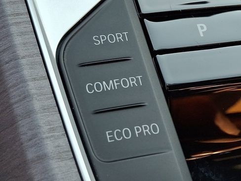 Certified 2026 BMW 430i xDrive Coupe w/ Premium Package image 24