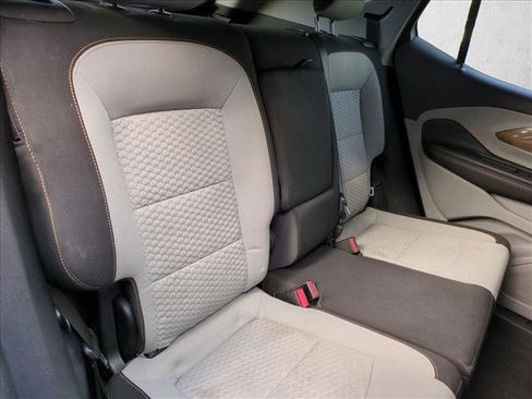 Used 2018 GMC Terrain SLE image 18