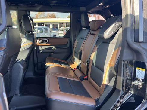 Certified 2024 Ford Bronco Outer Banks image 15