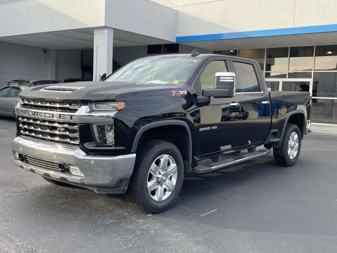 Used 2020 Chevrolet Silverado 2500 LTZ w/ LTZ Premium Package AWD/4WD image 7