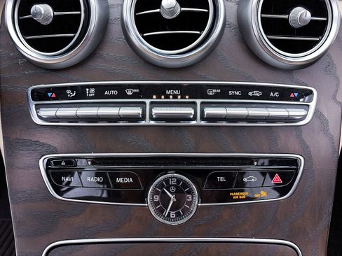 Used 2018 Mercedes-Benz C 300 Sedan image 20