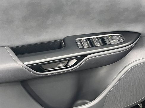 Certified 2023 Lexus RZ 450e Premium w/ Technology Package image 10