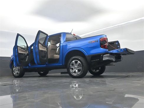 Used 2025 Ford Ranger Lariat w/ Chrome Accent Package image 74