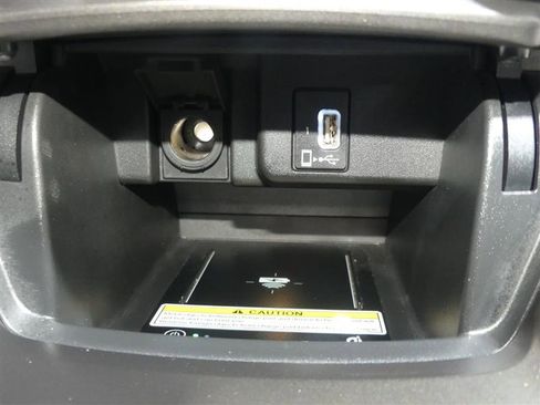 Used 2018 Honda Accord Touring image 39