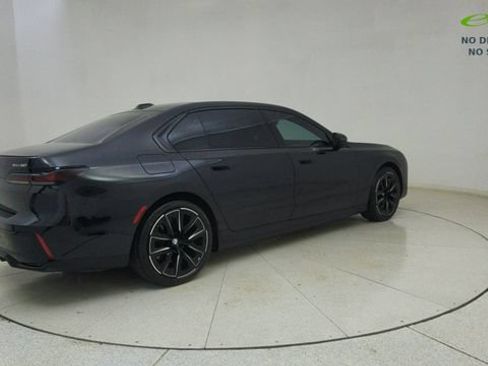 Used 2025 BMW i7 eDrive50 w/ M Sport Package RWD image 69