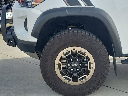 Used 2023 Chevrolet Colorado ZR2 w/ Desert Boss Special Edition image 39