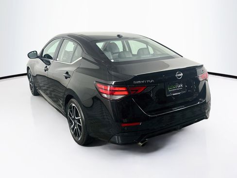 Used 2024 Nissan Sentra SR w/ SR Premium Package FWD image 5