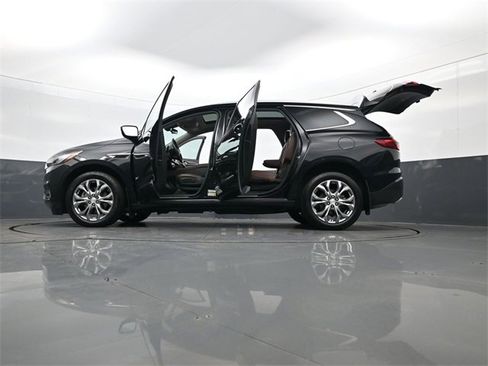 Certified 2018 Buick Enclave Avenir w/ Trailering Package image 35