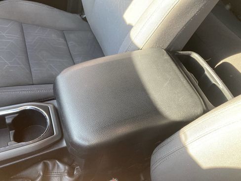 Used 2017 Toyota Tacoma TRD Off-Road image 34