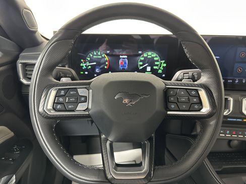Used 2024 Ford Mustang GT Premium image 12