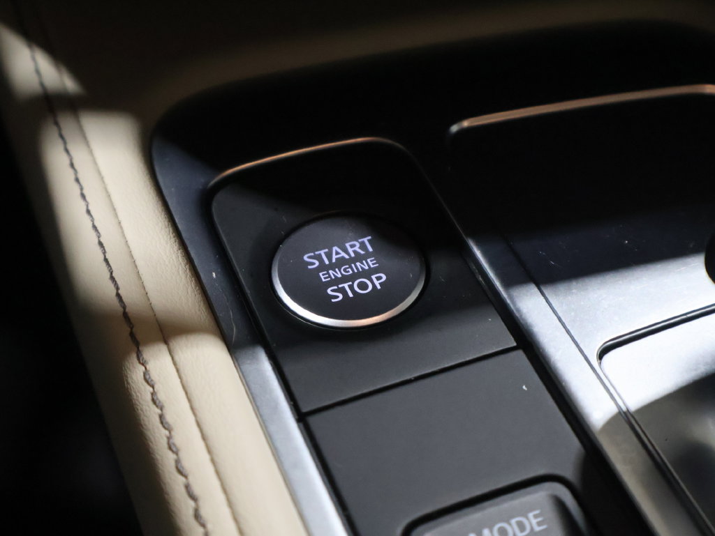 Used 2023 INFINITI QX60 Luxe AWD/4WD image 32